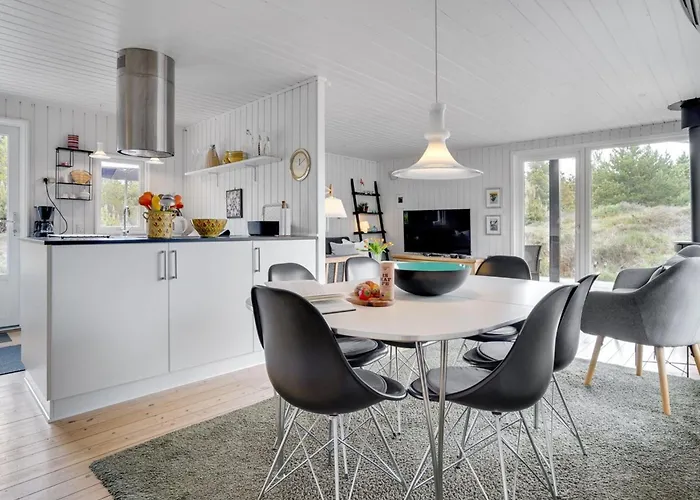 Fredrikka - 3-9km From The Sea By Interhome