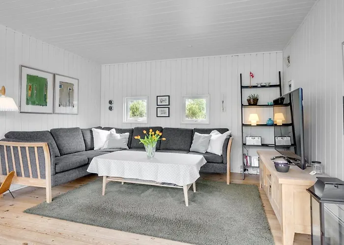 Prázdninový dům Fredrikka - 3-9km From The Sea By Interhome *